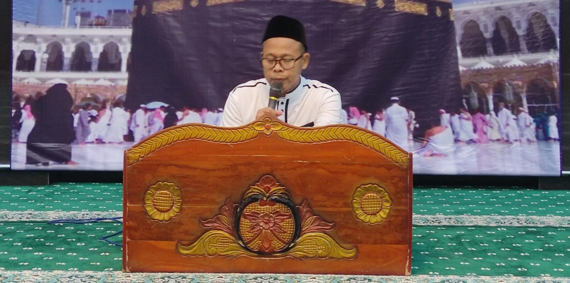 Acara Pengajian setiap Ahad ke 4 Bada Maghrib di Masjid Nurul Hidayah Taman Sidorejo Bersama Ustadz Khamdani